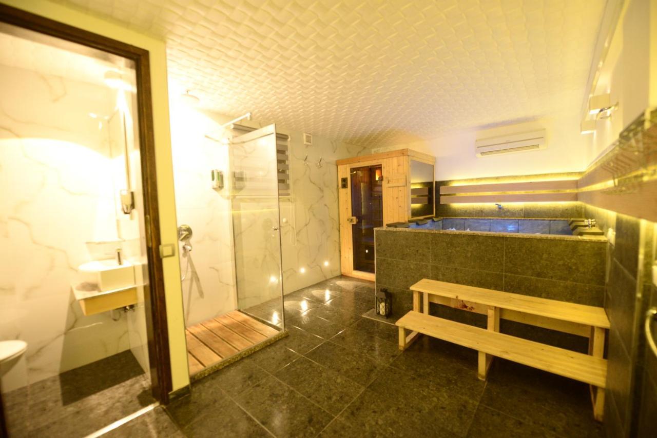Villa Dijana - Pool, Spa, Outdoor Kitchen Belgrade Exterior photo