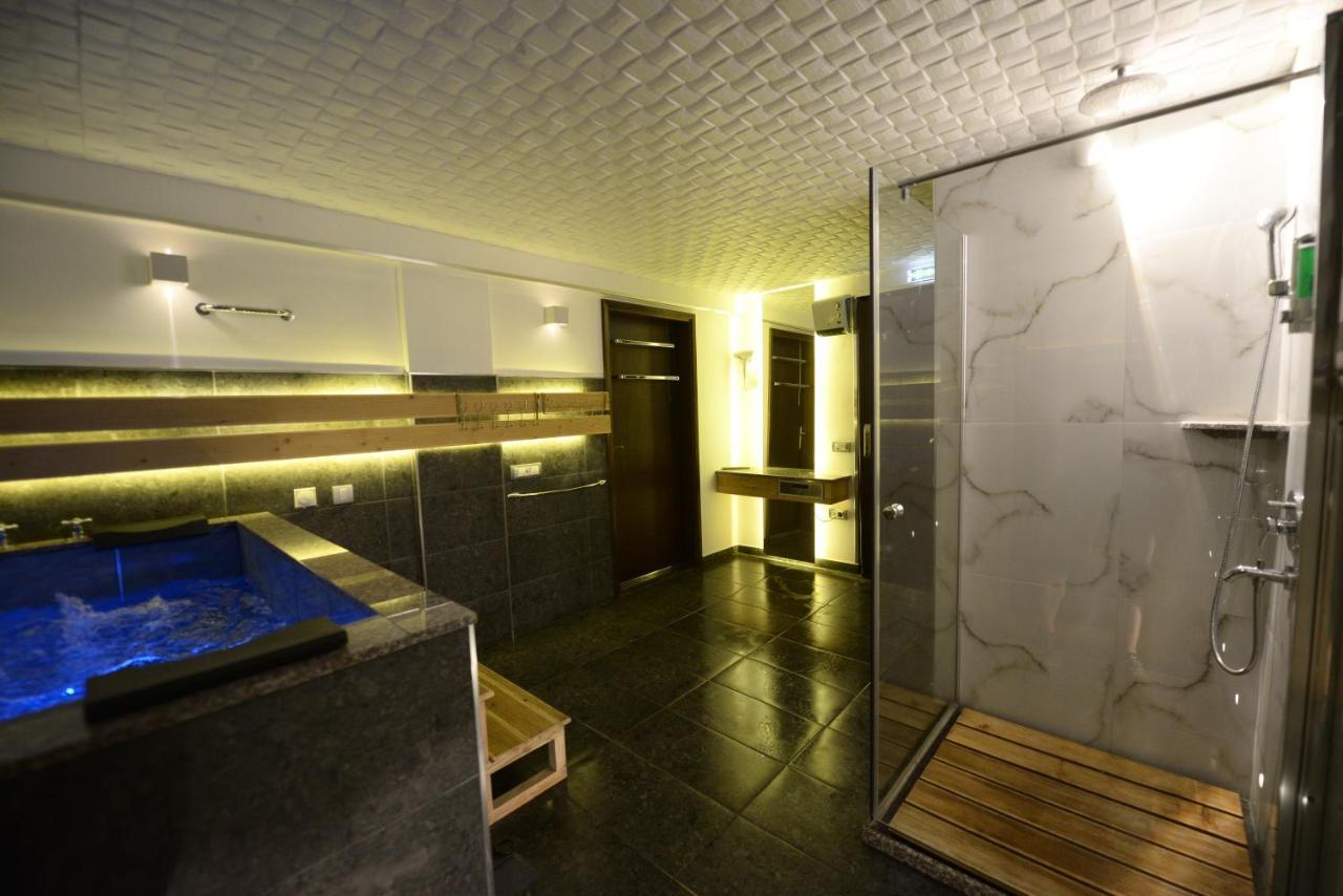 Villa Dijana - Pool, Spa, Outdoor Kitchen Belgrade Exterior photo